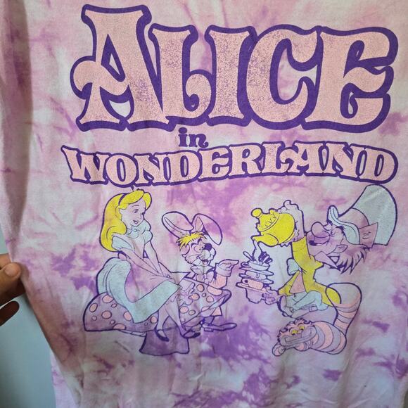 Disney Alice In Wonderland Tee Size XL – Tie-Dye, Mad Hatter, Y2K Style - Picture 3 of 4